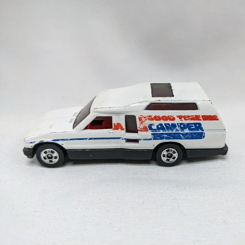Hot Wheels Minitrek Good Time Camper Diecast RV